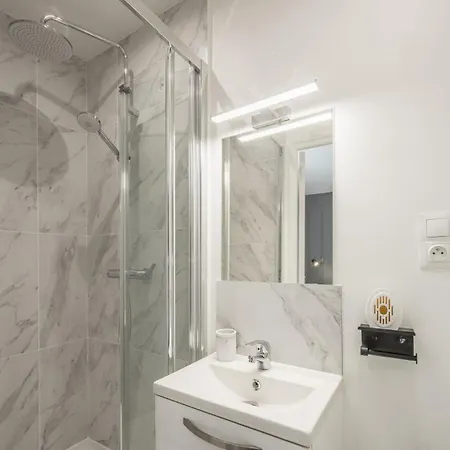 Manu Apartment