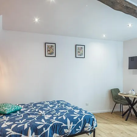 Apartment Manu Chalons-en-Champagne